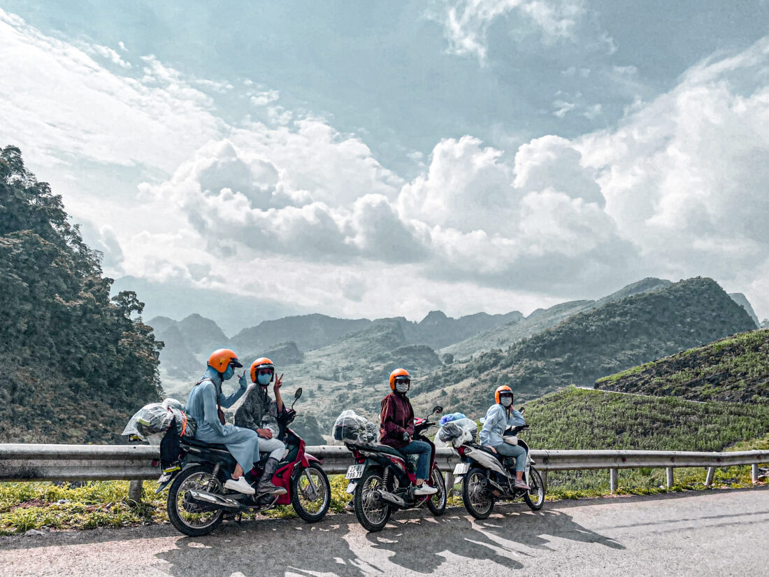 sử dụng xe máy khi đi Phượt Hà Giang